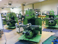 �ėp�t���C�X��