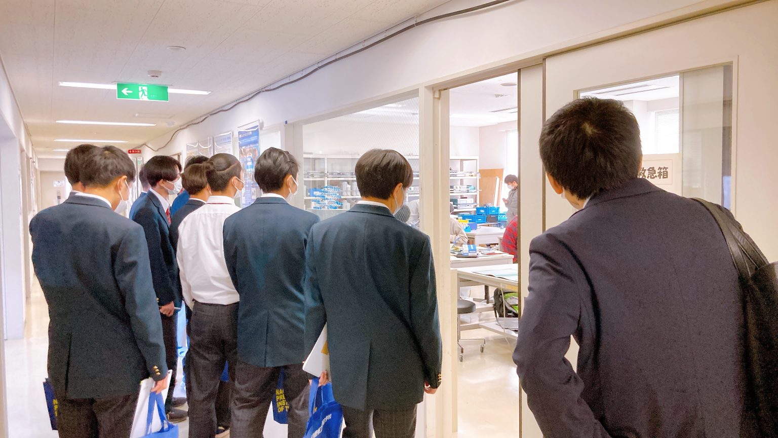 長野県北部高等学校の皆さんが当校を見学されました 長野県工科短期大学校 長野県北部高等学校の皆さんが当校を見学されました 長野県工科短期大学校
