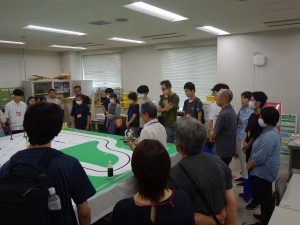 見学の様子3